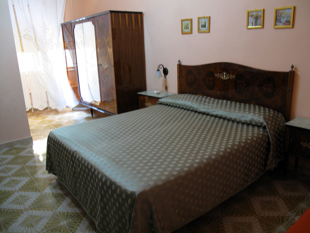 Il Mandorlo Bed and Breakfast Αγκριτζέντο Εξωτερικό φωτογραφία