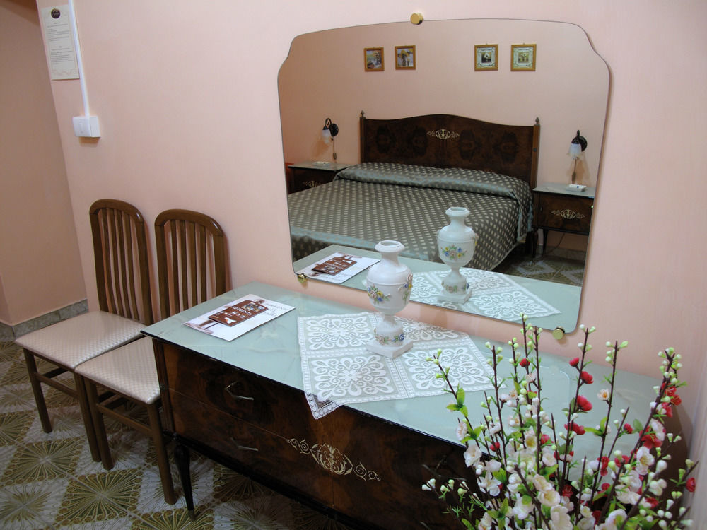 Il Mandorlo Bed and Breakfast Αγκριτζέντο Εξωτερικό φωτογραφία